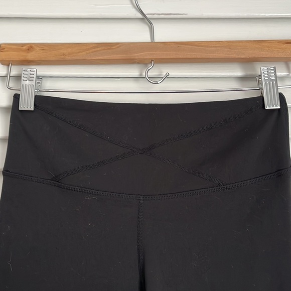 Yummie by Heather Thomson Legging Leah Capri Tech Mesh Black - Picture 5 of 6